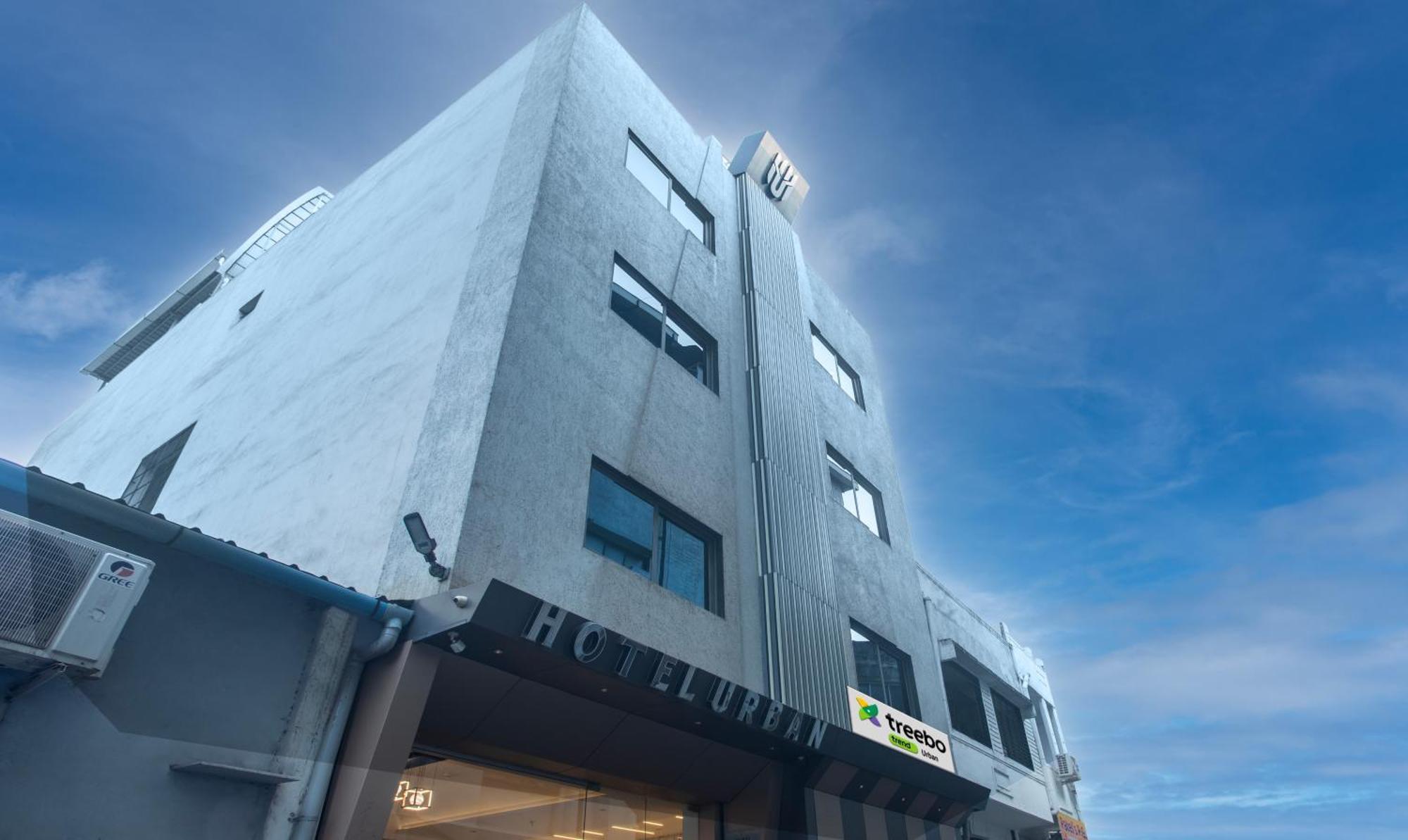 Hotel Treebo Urban, 1 Km From Railway Station Súrat Exteriér fotografie
